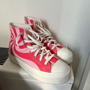 Chuck Taylor All Star Lift Platform Color Swirl. Sunrise pink/carmine pink.